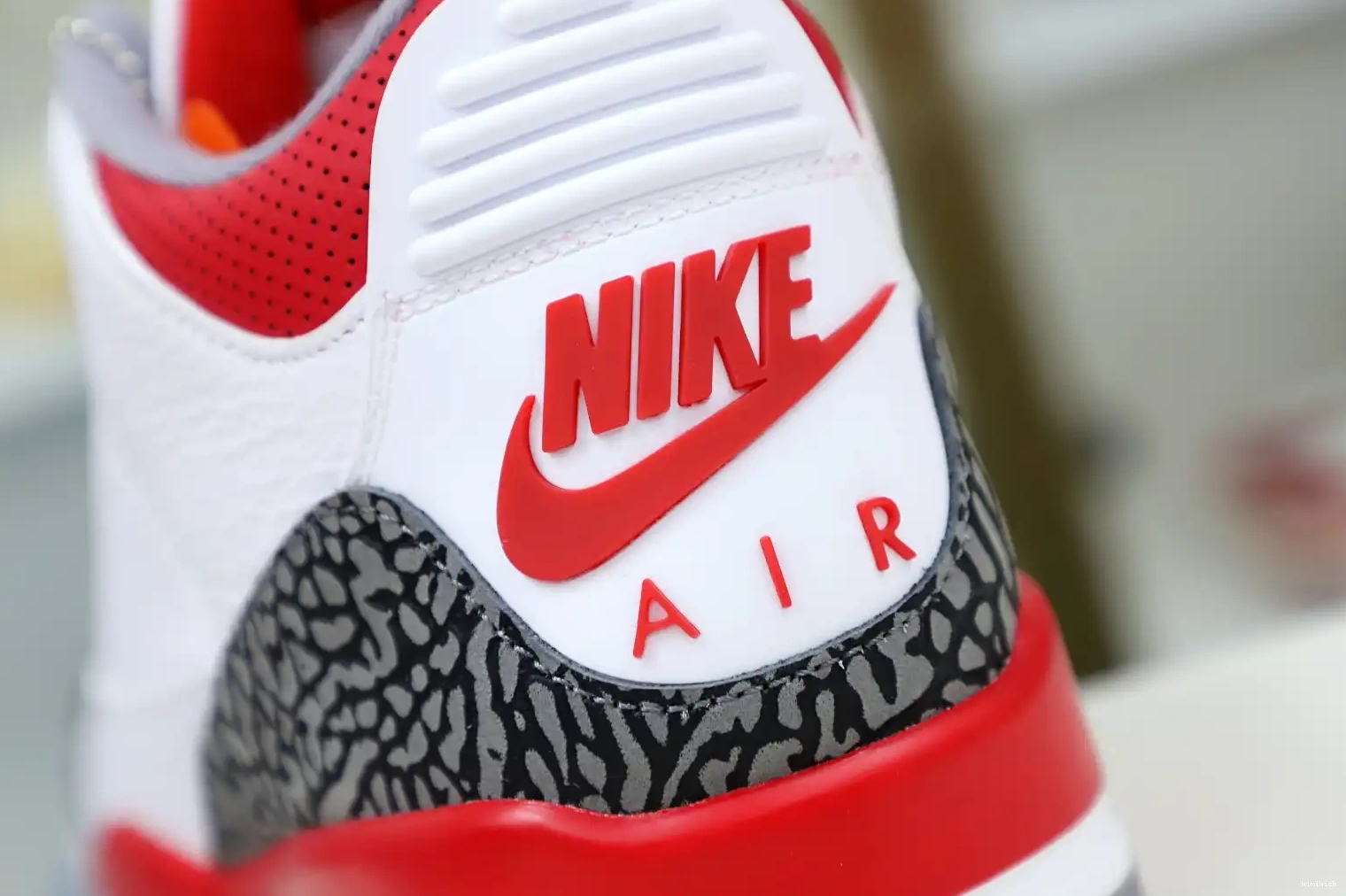 JORDAN AIR 3RETRO Kimikick 0424
